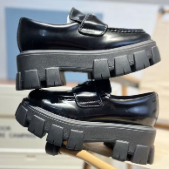 Prada Monolith 55mm Loafer - Picture 5 of 7